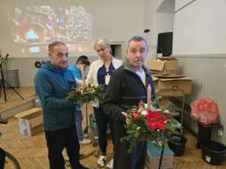 MmiyIPw5.jpg-Wspólnie tworzymy świąteczny klimat – warsztaty bożonarodzeniowe.