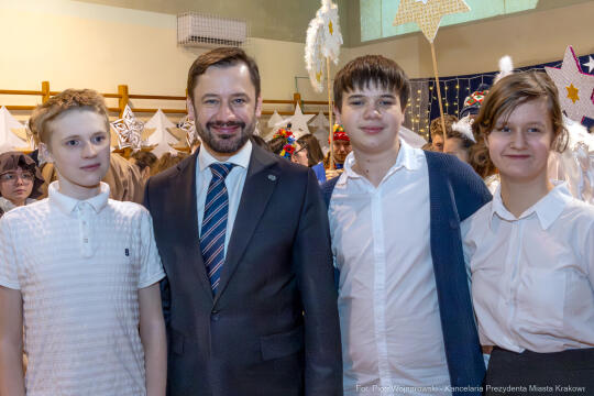 PW_660_ 040_fot. Piotr Wojnarowski.jpg-ZSS nr 14, jasełka, Miszalski, przedstawienie, zdjęcia