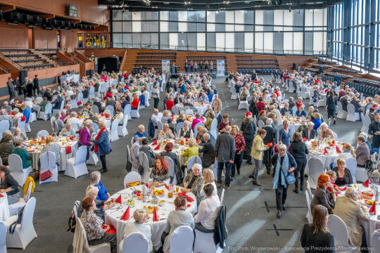 PW_661_ 017_fot. Piotr Wojnarowski.jpg-Miszalski, seniorzy, spotkanie, Focha, wigilia, zdjęcia