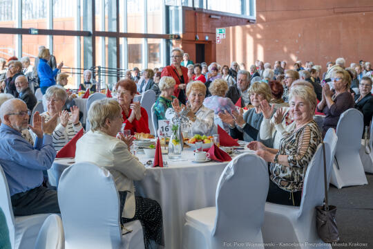 PW_661_ 022_fot. Piotr Wojnarowski.jpg-Miszalski, seniorzy, spotkanie, Focha, wigilia, zdjęcia