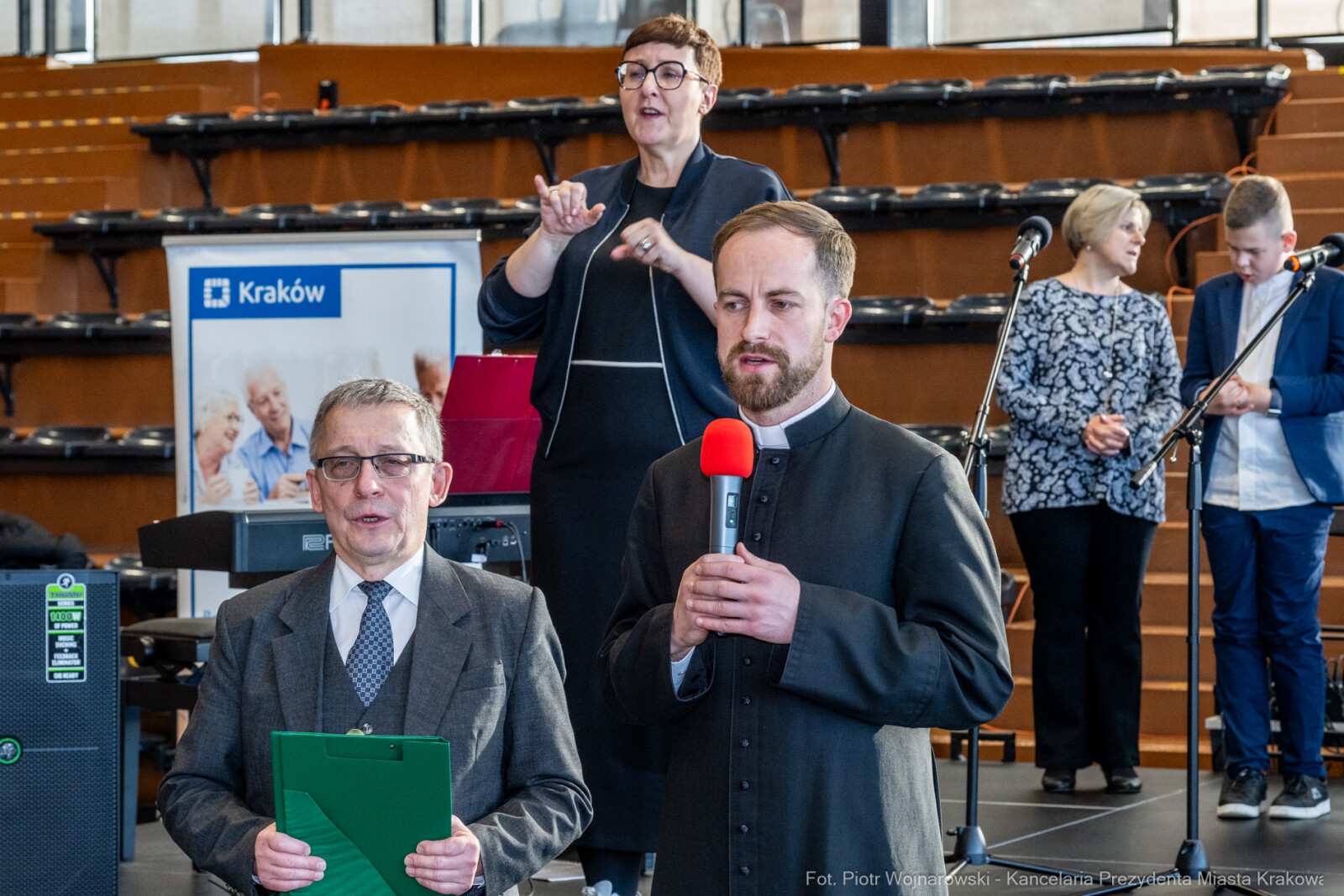 PW_661_ 025_fot. Piotr Wojnarowski.jpg-Miszalski, seniorzy, spotkanie, Focha, wigilia, zdjęcia  Autor: P. Wojnarowski