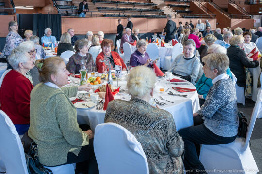 PW_661_ 026_fot. Piotr Wojnarowski.jpg-Miszalski, seniorzy, spotkanie, Focha, wigilia, zdjęcia