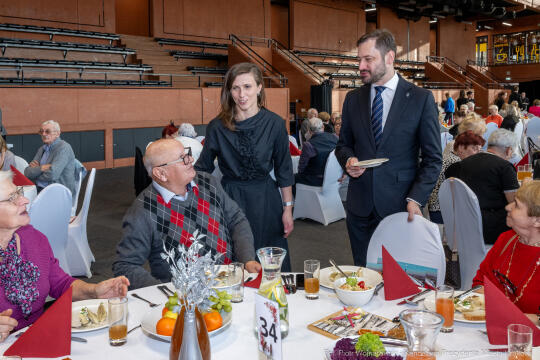 PW_661_ 044_fot. Piotr Wojnarowski.jpg-Miszalski, seniorzy, spotkanie, Focha, wigilia, zdjęcia