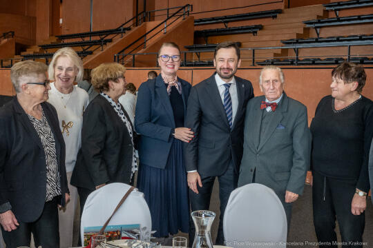 PW_661_ 048_fot. Piotr Wojnarowski.jpg-Miszalski, seniorzy, spotkanie, Focha, wigilia, zdjęcia