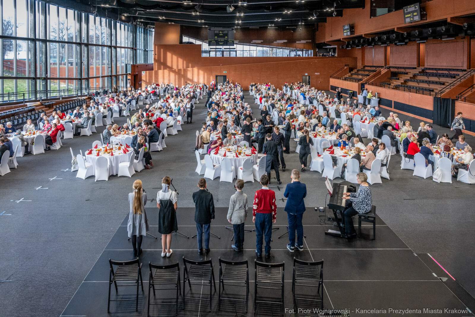 PW_661_ 053_fot. Piotr Wojnarowski.jpg-Miszalski, seniorzy, spotkanie, Focha, wigilia, zdjęcia  Autor: P. Wojnarowski