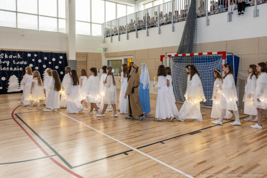 PW_662_ 012_fot. Piotr Wojnarowski.jpg-Miszalski, przedstawienie, SP nr 20, jasełka, zdjęcia