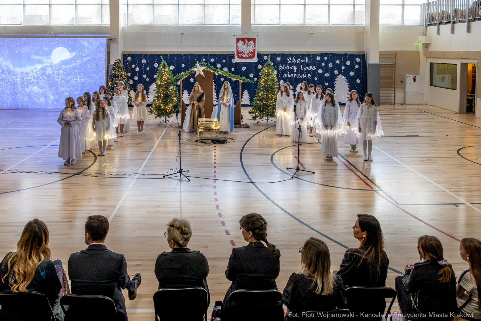 PW_662_ 017_fot. Piotr Wojnarowski.jpg-Miszalski, przedstawienie, SP nr 20, jasełka, zdjęcia  Autor: P. Wojnarowski