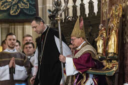 JG_251220_KRK_8L8A0622.jpg-Kraków: ingres kardynała Rysia w katedrze na Wawelu