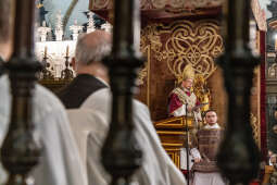 JG_251220_KRK_8L8A1230.jpg-Kraków: ingres kardynała Rysia w katedrze na Wawelu