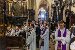 JG_251220_KRK_8L8A1258.jpg-Kraków: ingres kardynała Rysia w katedrze na Wawelu