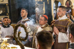 JG_251220_KRK_8L8A1373.jpg-Kraków: ingres kardynała Rysia w katedrze na Wawelu