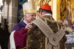 JG_251220_KRK_8L8A1906.jpg-Kraków: ingres kardynała Rysia w katedrze na Wawelu