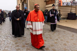 JG_251220_KRK_8L8A9165.jpg-Kraków: ingres kardynała Rysia w katedrze na Wawelu