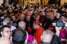 JG_251220_KRK_8L8A9269.jpg-Kraków: ingres kardynała Rysia w katedrze na Wawelu