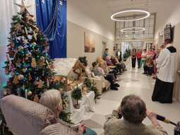 IMG-20251222-WA0377.jpg-Świąteczne spotkania pełne ciepła i życzliwości.