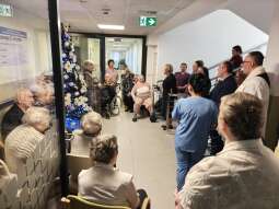 IMG-20251222-WA0526.jpg-Świąteczne spotkania pełne ciepła i życzliwości.