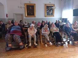 OPn9w2uw.jpg-Jasełka 2025 na Helclów.