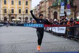 JG_251231_KRPL_5212.jpg-Sportowe pożegnanie roku – 21. Krakowski Bieg Sylwestrowy