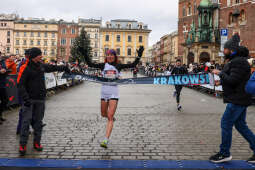 JG_251231_KRPL_5296.jpg-Sportowe pożegnanie roku – 21. Krakowski Bieg Sylwestrowy