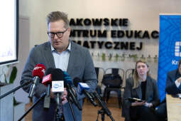 Pierwsze dni funkcjonowania Strefy Czystego Transportu w Krakowie – konferencja prasowa