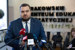 Pierwsze dni funkcjonowania Strefy Czystego Transportu w Krakowie – konferencja prasowa