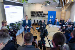 Pierwsze dni funkcjonowania Strefy Czystego Transportu w Krakowie – konferencja prasowa