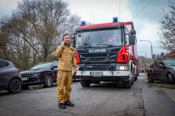 IMG_0222.jpg-Przekazanie towarów do schroniska