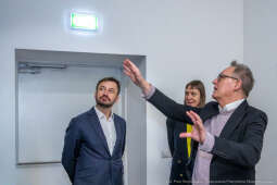 Miszalski, MOCAK, wizyta, Gutowska-Żyra, Mazurkiewicz, Ferster, Szczepanik, zdjęcia