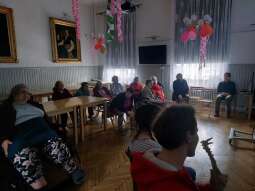 1000017604.jpg-Wspólne kolędowanie ze „Szpuntem”.