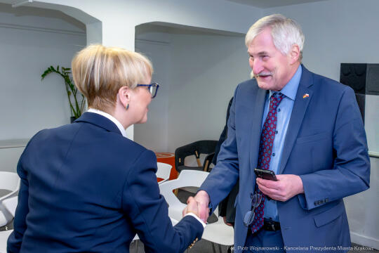 Miszalski, korpus dyplomatyczny, Wesoła, Apteka Designu, zdjęcia