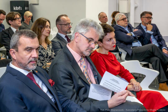 Miszalski, korpus dyplomatyczny, Wesoła, Apteka Designu, zdjęcia