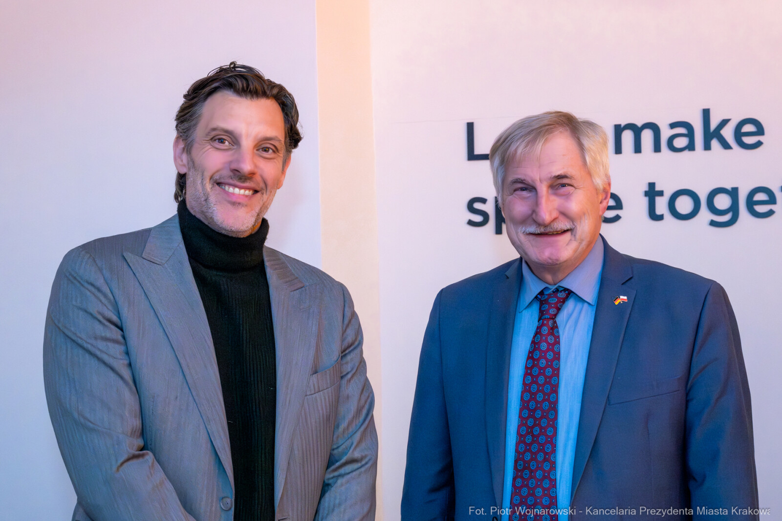 Miszalski, korpus dyplomatyczny, Wesoła, Apteka Designu, zdjęcia  Autor: P. Wojnarowski