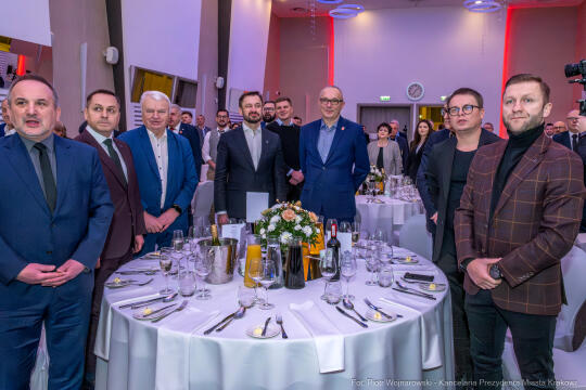 PW_672_ 003_fot. Piotr Wojnarowski.jpg-Miszalski, Wisła Kraków, sztandar, 120 lat, zdjęcia