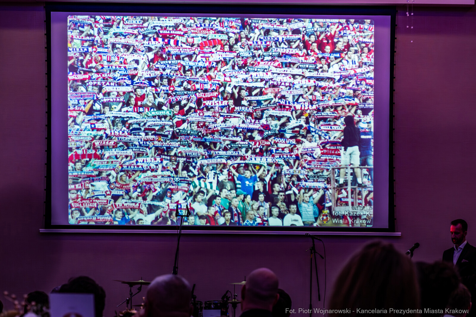 PW_672_ 027_fot. Piotr Wojnarowski.jpg-Miszalski, Wisła Kraków, sztandar, 120 lat, zdjęcia  Autor: P. Wojnarowski