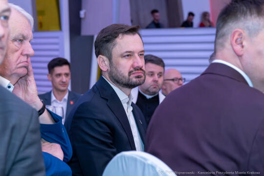 PW_672_ 034_fot. Piotr Wojnarowski.jpg-Miszalski, Wisła Kraków, sztandar, 120 lat, zdjęcia