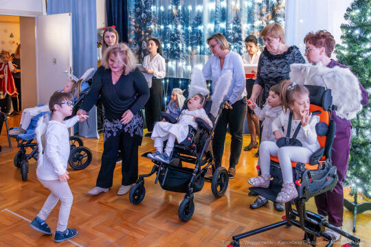 Miszalski, Drabik, Przedszkole nr 100, dzieci, niepełnosprawność, Jasełka