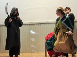 20260120_102040.jpg-Tradycja w nowym wydaniu – jasełka uczniów X LO.