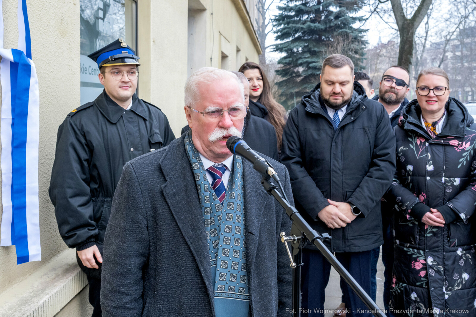 Sęk, Rada Krakowskich Seniorów, tablica, odsłonięcie, Wodyńska, Pietrzyk  Autor: P. Wojnarowski
