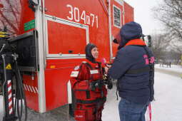 SMK00580.jpg-Bezpieczne działania na lodzie – szkolenie służb