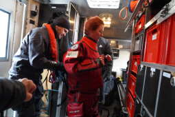 SMK00601.jpg-Bezpieczne działania na lodzie – szkolenie służb