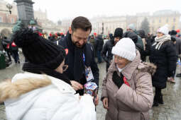 0S4A4814.jpg-34. finał WOŚP. Prezydent Krakowa jednym z wolontariuszy