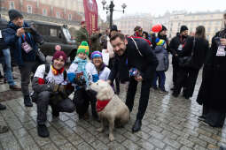 0S4A4938.jpg-34. finał WOŚP. Prezydent Krakowa jednym z wolontariuszy