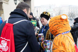 0S4A5131.jpg-34. finał WOŚP. Prezydent Krakowa jednym z wolontariuszy