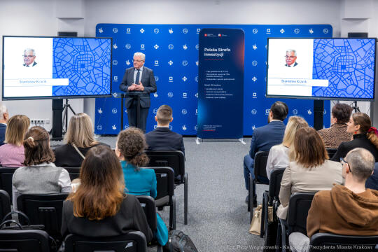 PW_678_ 014_fot. Piotr Wojnarowski.jpg-Kracik, konferencja, przedsiębiorcy, Zabłocie, zdjęcia