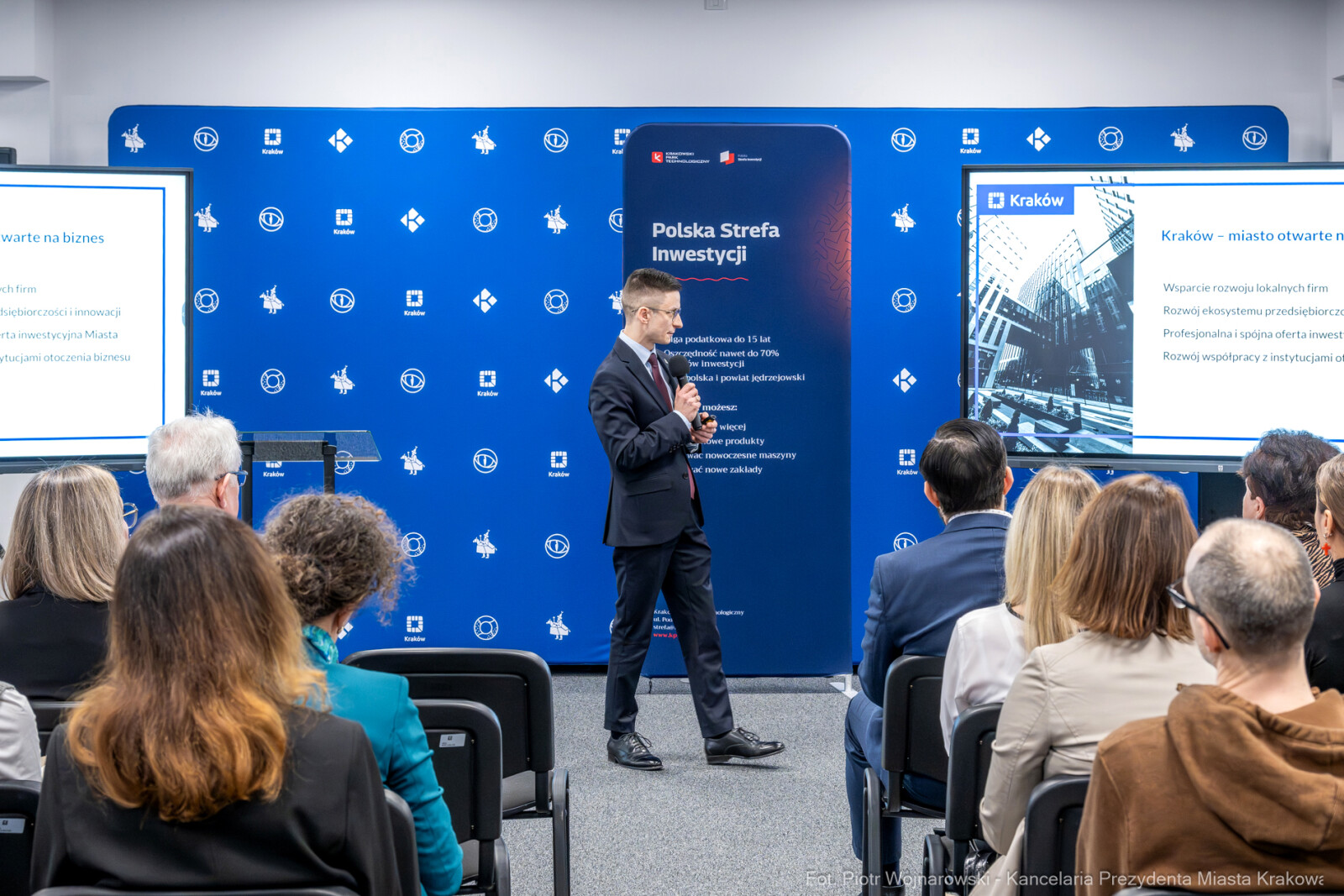 PW_678_ 022_fot. Piotr Wojnarowski.jpg-Kracik, konferencja, przedsiębiorcy, Zabłocie, zdjęcia  Autor: P. Wojnarowski