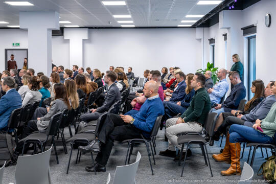 PW_678_ 023_fot. Piotr Wojnarowski.jpg-Kracik, konferencja, przedsiębiorcy, Zabłocie, zdjęcia