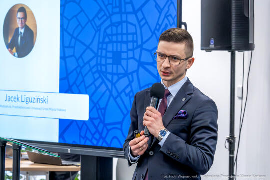 PW_678_ 024_fot. Piotr Wojnarowski.jpg-Kracik, konferencja, przedsiębiorcy, Zabłocie, zdjęcia