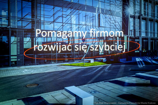 PW_678_ 030_fot. Piotr Wojnarowski.jpg-Kracik, konferencja, przedsiębiorcy, Zabłocie, zdjęcia