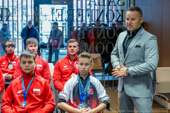 PW_681_ 009_fot. Piotr Wojnarowski.jpg-Sęk, Akademia Karate Tradycyjnego, spotkanie, zdjęcia