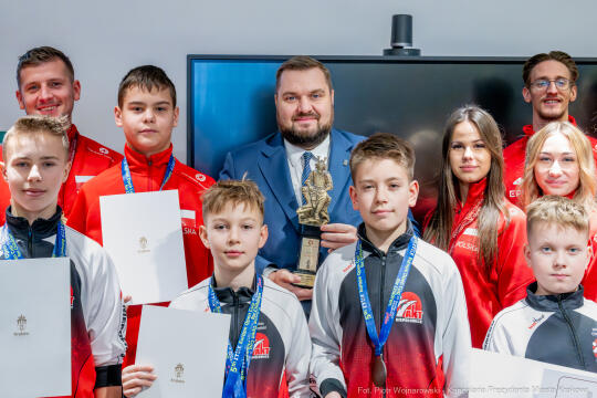 PW_681_ 046_fot. Piotr Wojnarowski.jpg-Sęk, Akademia Karate Tradycyjnego, spotkanie, zdjęcia